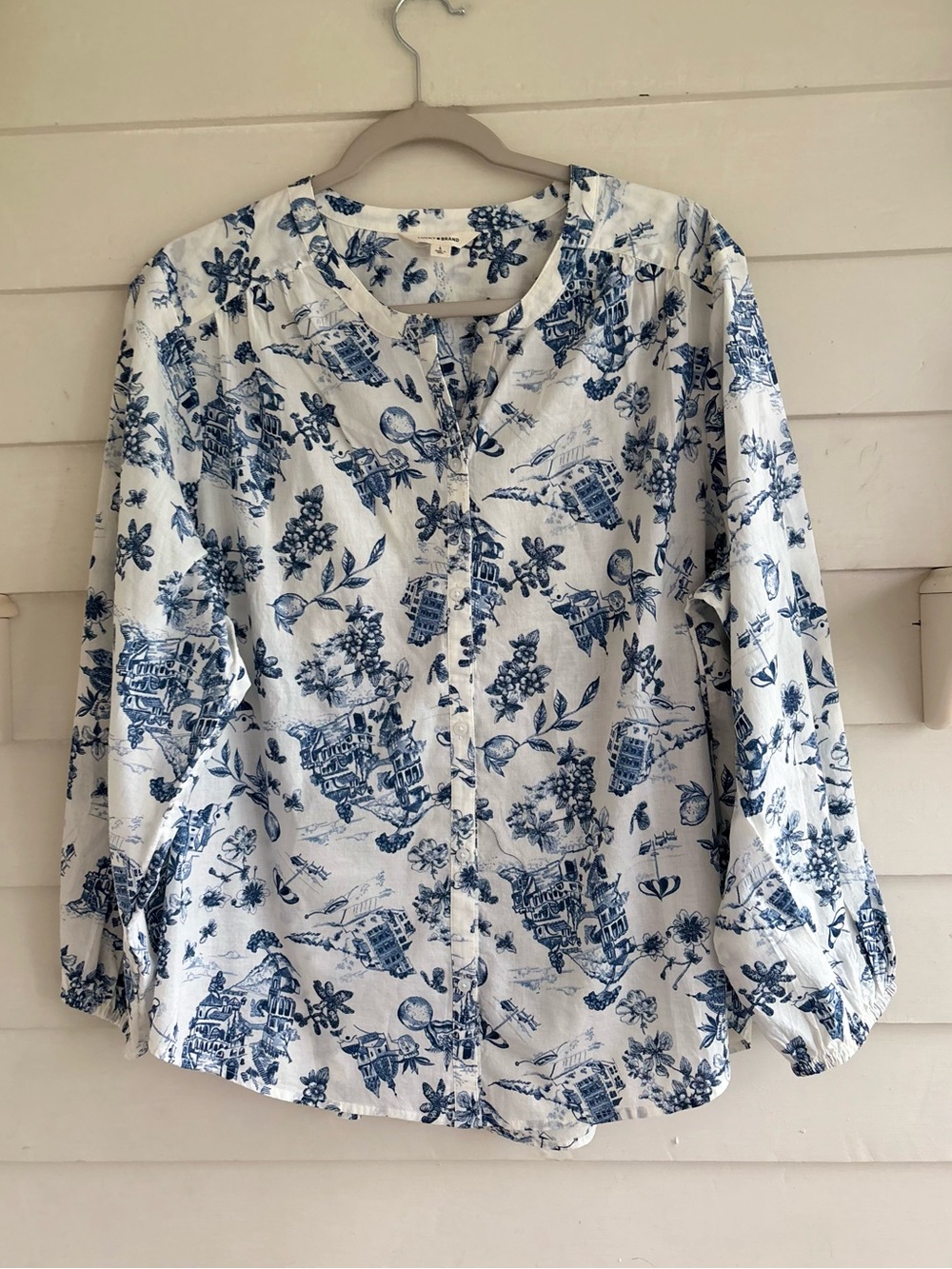 Lucky Brand Cotton White & Blue Button Front Top with Scenic Print Women’s Large